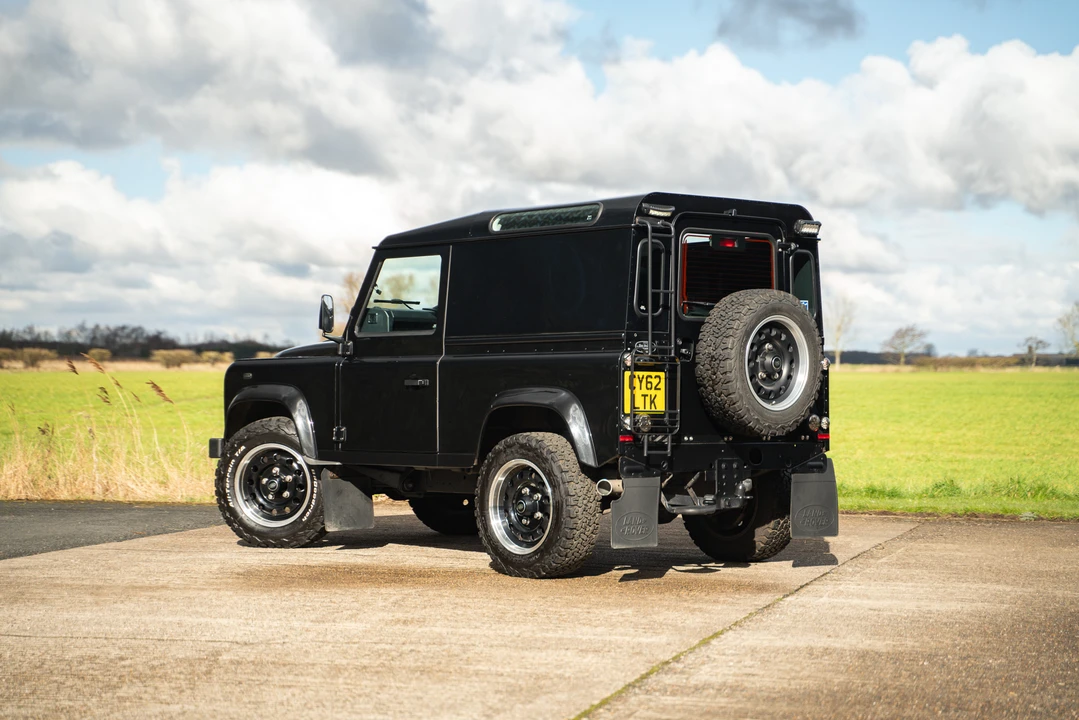 2012 Land Rover Defender 90 - Image 12 of 31