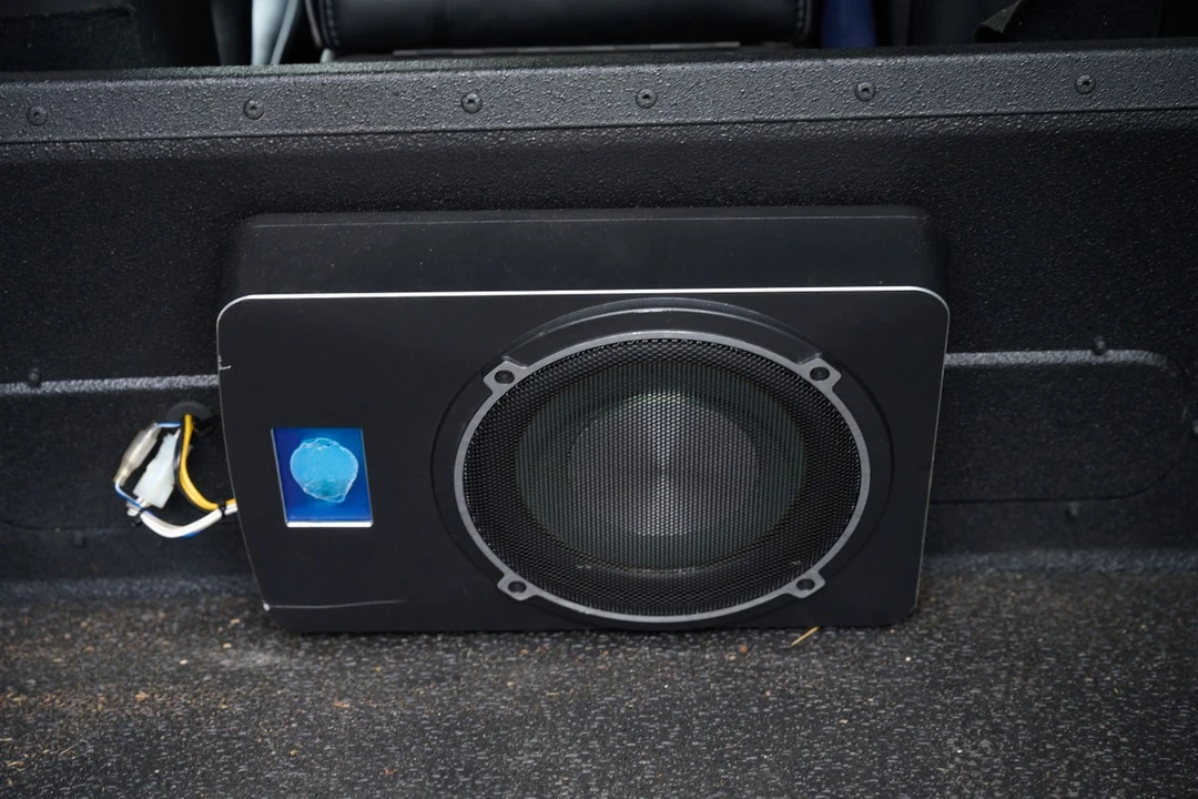 2012 Land Rover Defender 90 - Image 29 of 30