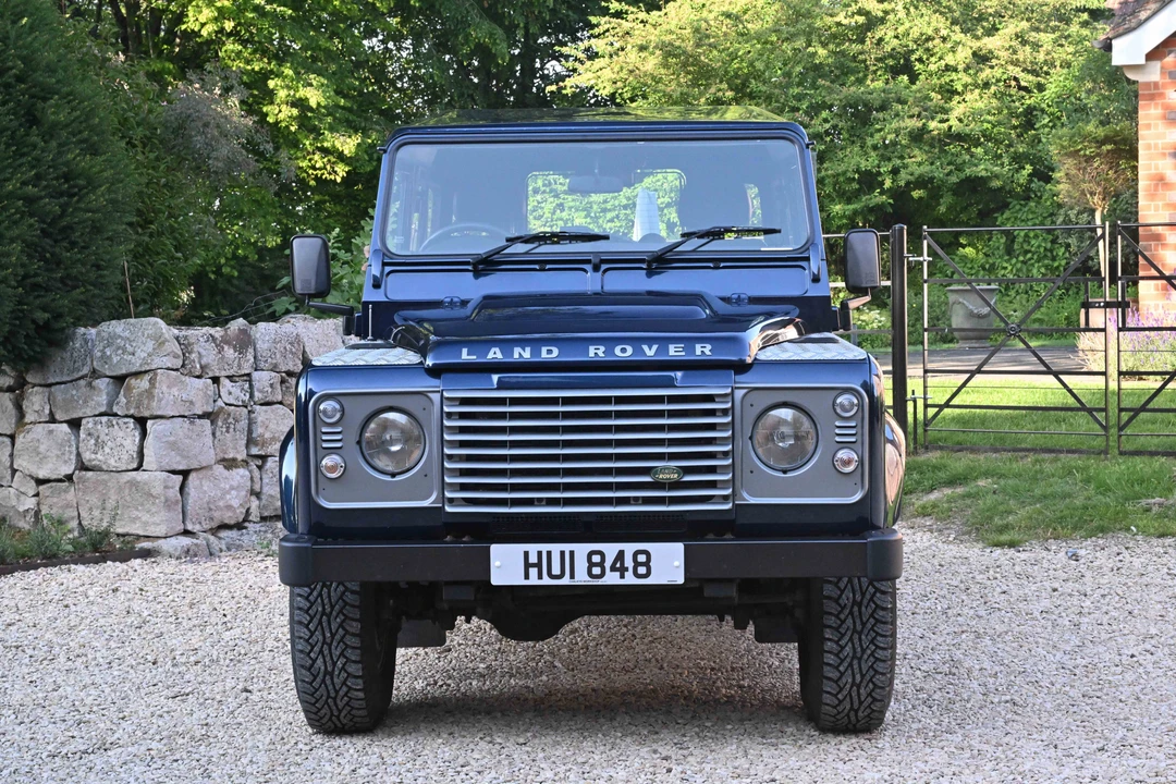 2012 Land Rover Defender 90 - Image 19 of 31