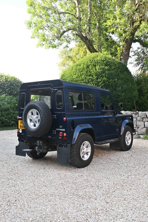 2012 Land Rover Defender 90 - Image 13 of 31