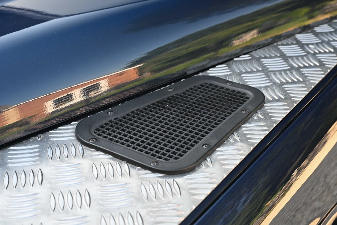 2012 Land Rover Defender 90 - Image 25 of 31