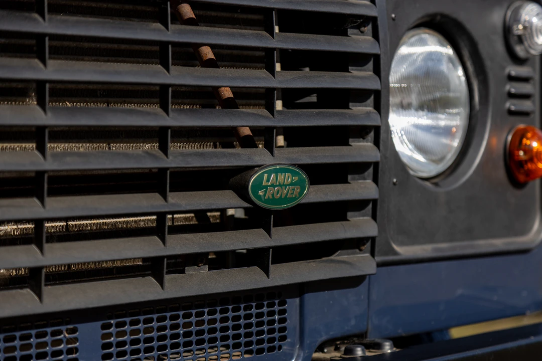 2012 Land Rover Defender 90 - Image 15 of 31