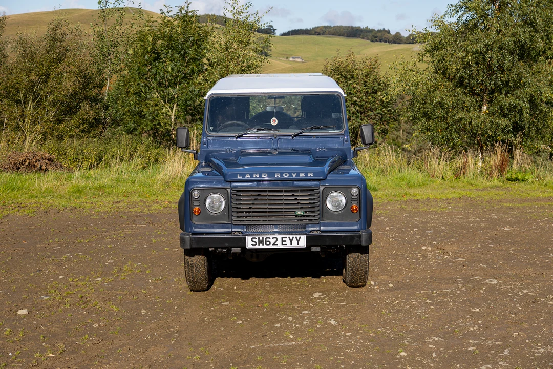 2012 Land Rover Defender 90 - Image 10 of 31
