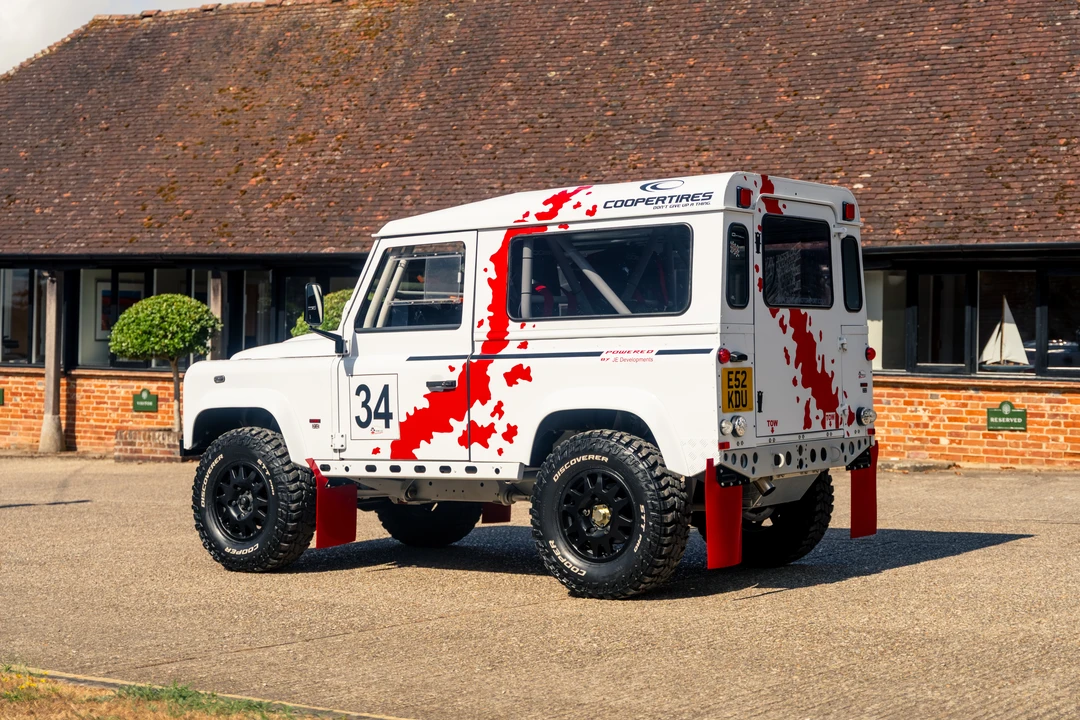 2012 Land Rover Defender 90 - Image 13 of 31