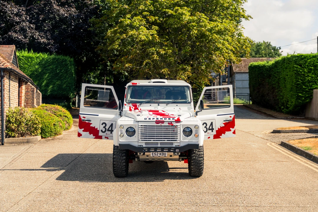 2012 Land Rover Defender 90 - Image 18 of 31