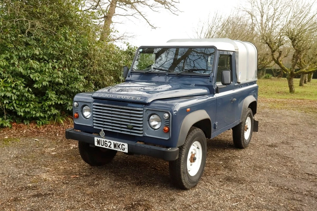 2012 Land Rover Defender 90 - Image 12 of 30