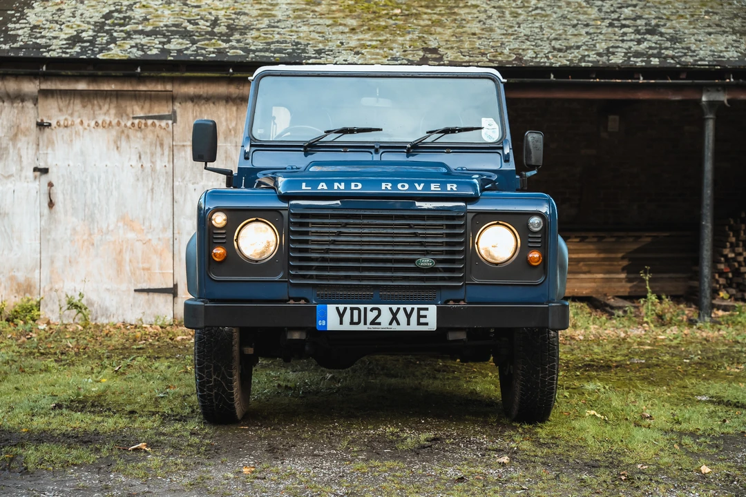 2012 Land Rover Defender 90 - Image 10 of 31