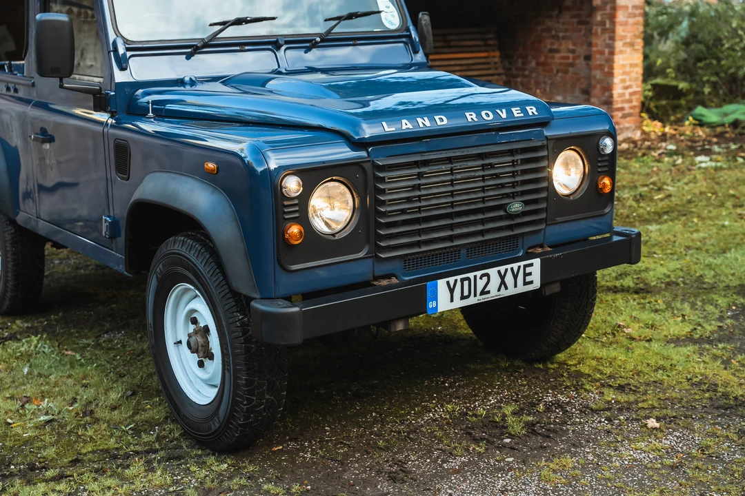 2012 Land Rover Defender 90 - Image 21 of 31