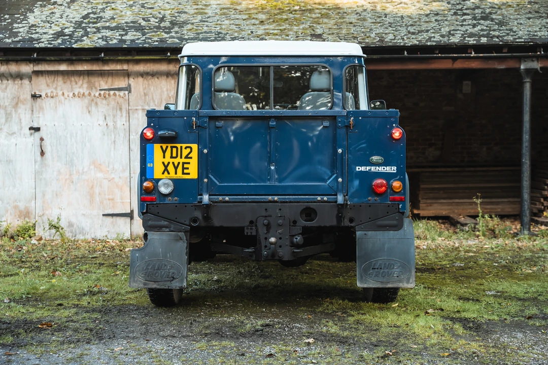 2012 Land Rover Defender 90 - Image 14 of 31