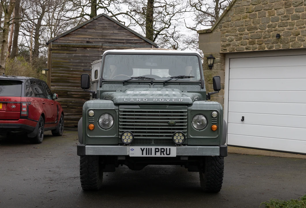 2012 Land Rover Defender 90 - Image 3 of 31