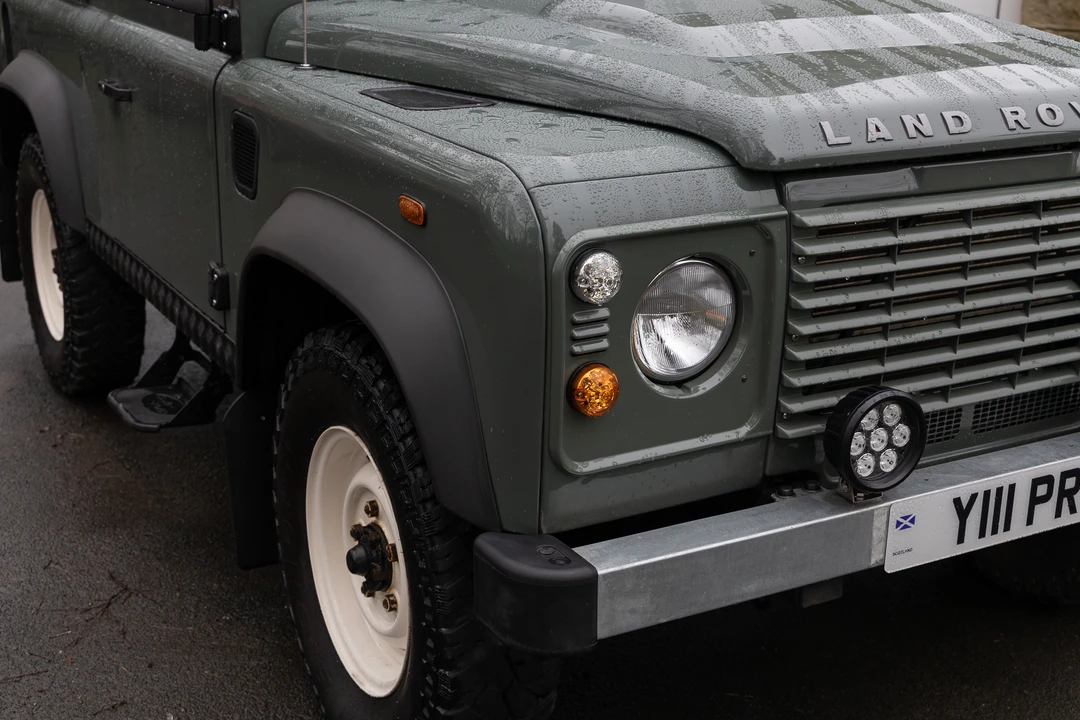 2012 Land Rover Defender 90 - Image 12 of 31