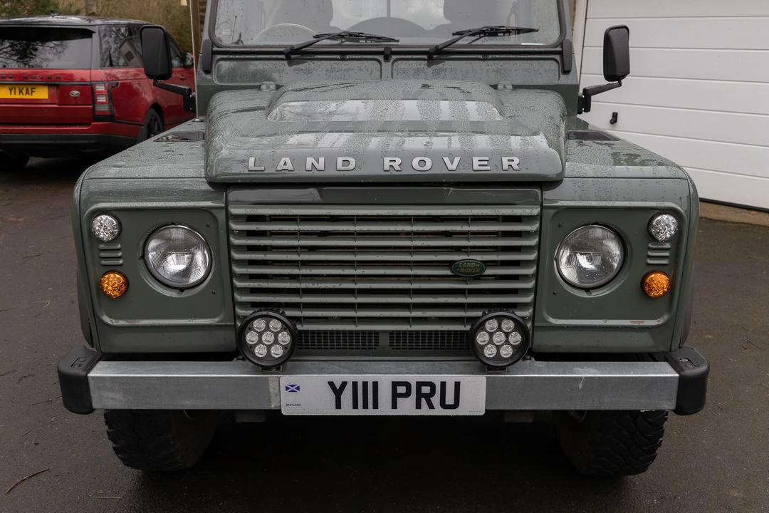 2012 Land Rover Defender 90 - Image 13 of 31
