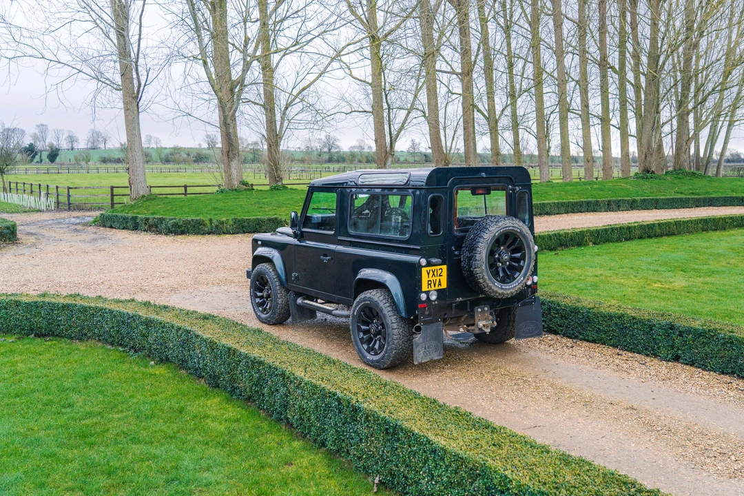 2012 Land Rover Defender 90 - Image 18 of 31