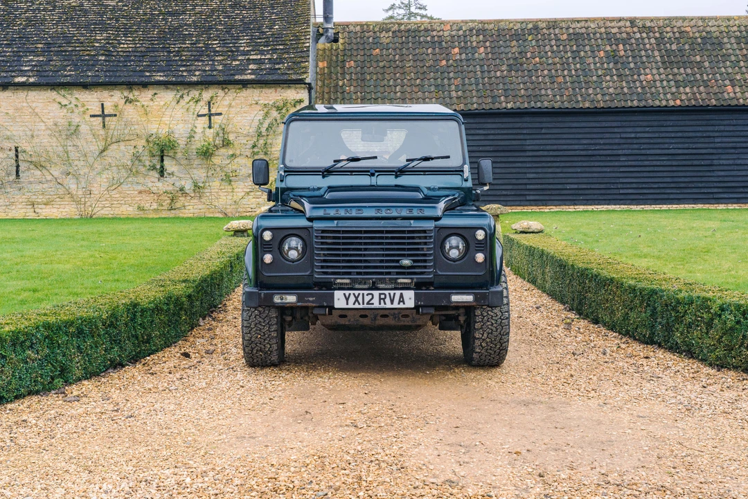 2012 Land Rover Defender 90 - Image 10 of 31