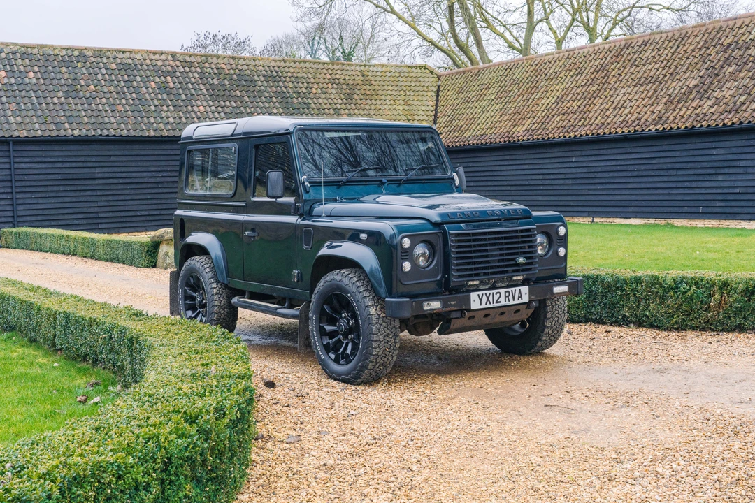 2012 Land Rover Defender 90 - Image 16 of 31