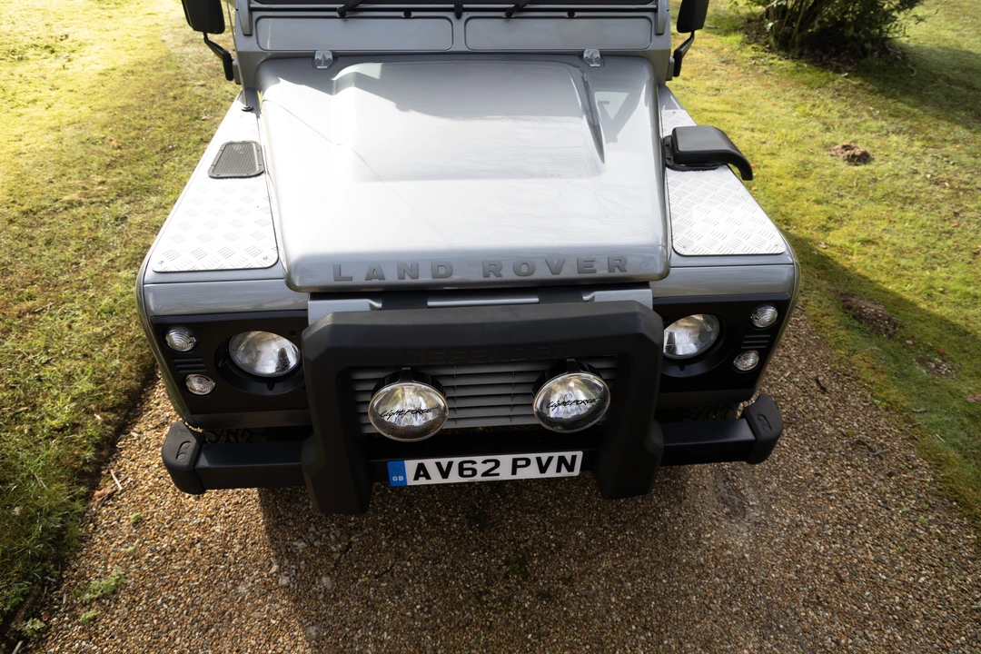 2013 Land Rover Defender 90 - Image 20 of 31