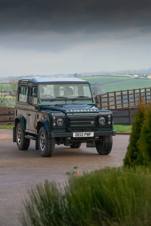 2012 Land Rover Defender 90 - Image 9 of 31