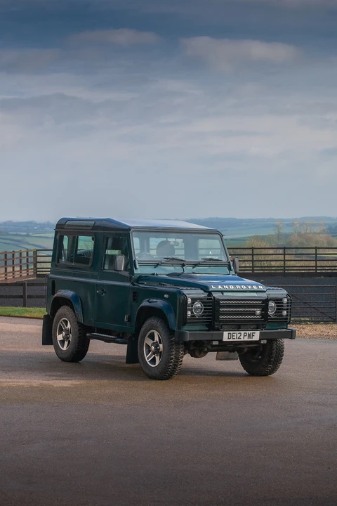 2012 Land Rover Defender 90 - Image 10 of 31
