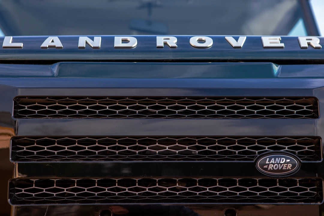 2012 Land Rover Defender 90 - Image 22 of 31