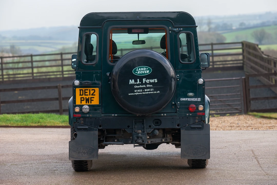 2012 Land Rover Defender 90 - Image 6 of 31
