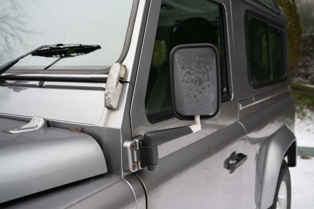 2012 Land Rover Defender 90 - Image 18 of 31