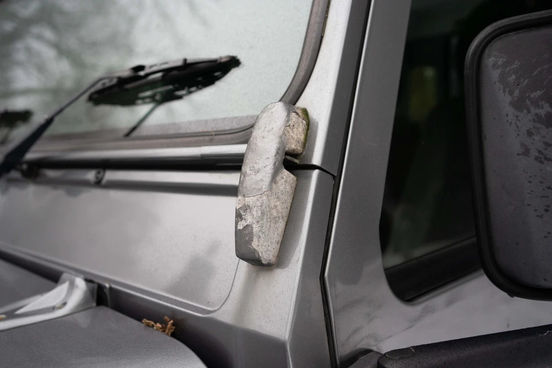 2012 Land Rover Defender 90 - Image 20 of 31