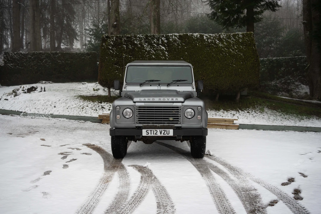 2012 Land Rover Defender 90 - Image 2 of 31