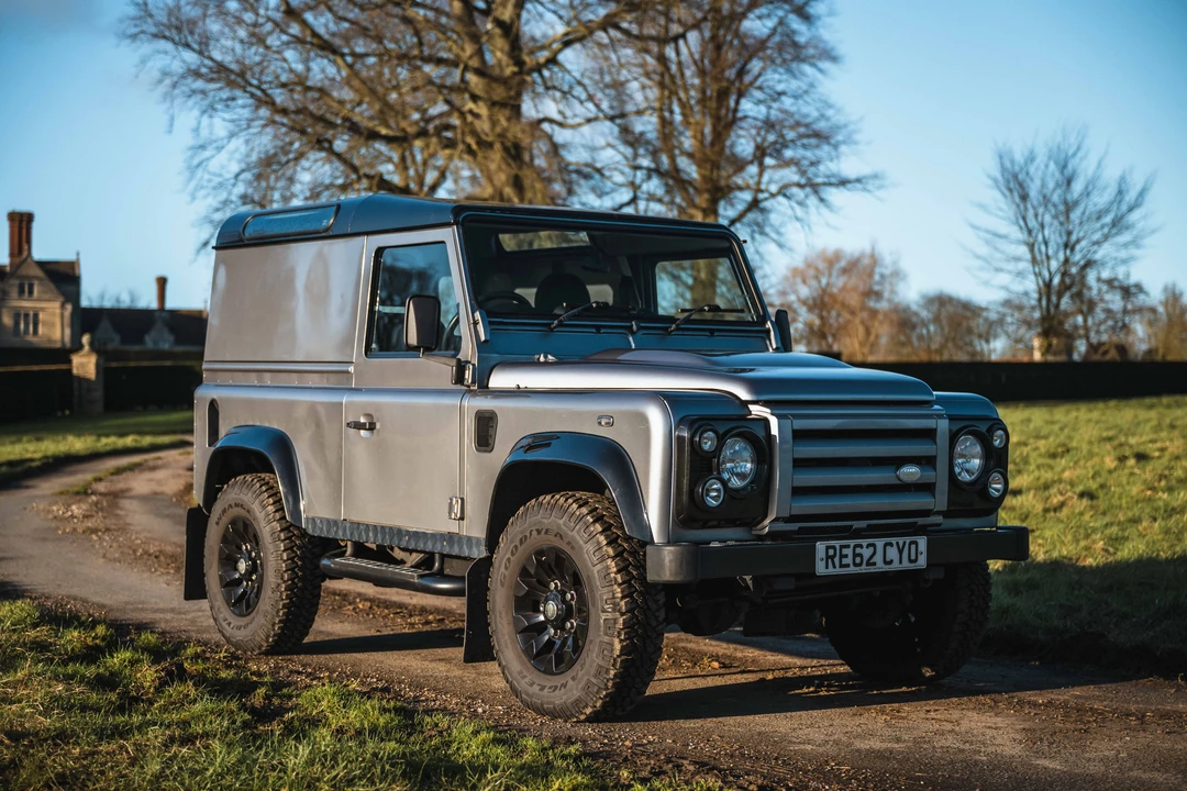 2012 Land Rover Defender 90 - Image 4 of 31