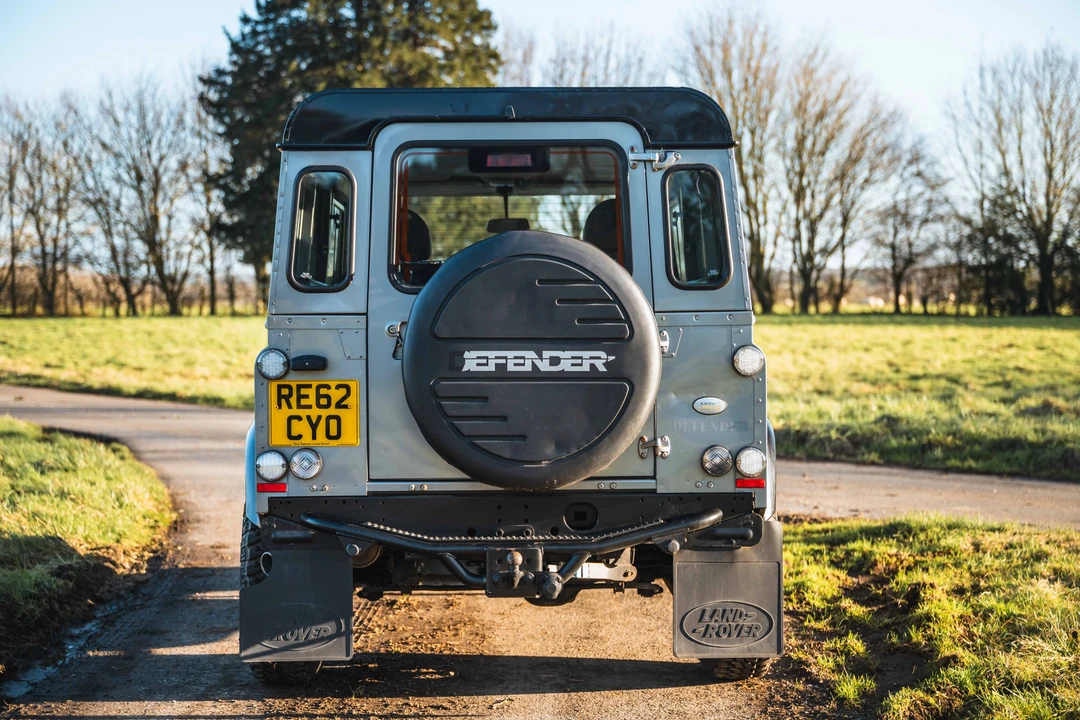 2012 Land Rover Defender 90 - Image 7 of 31