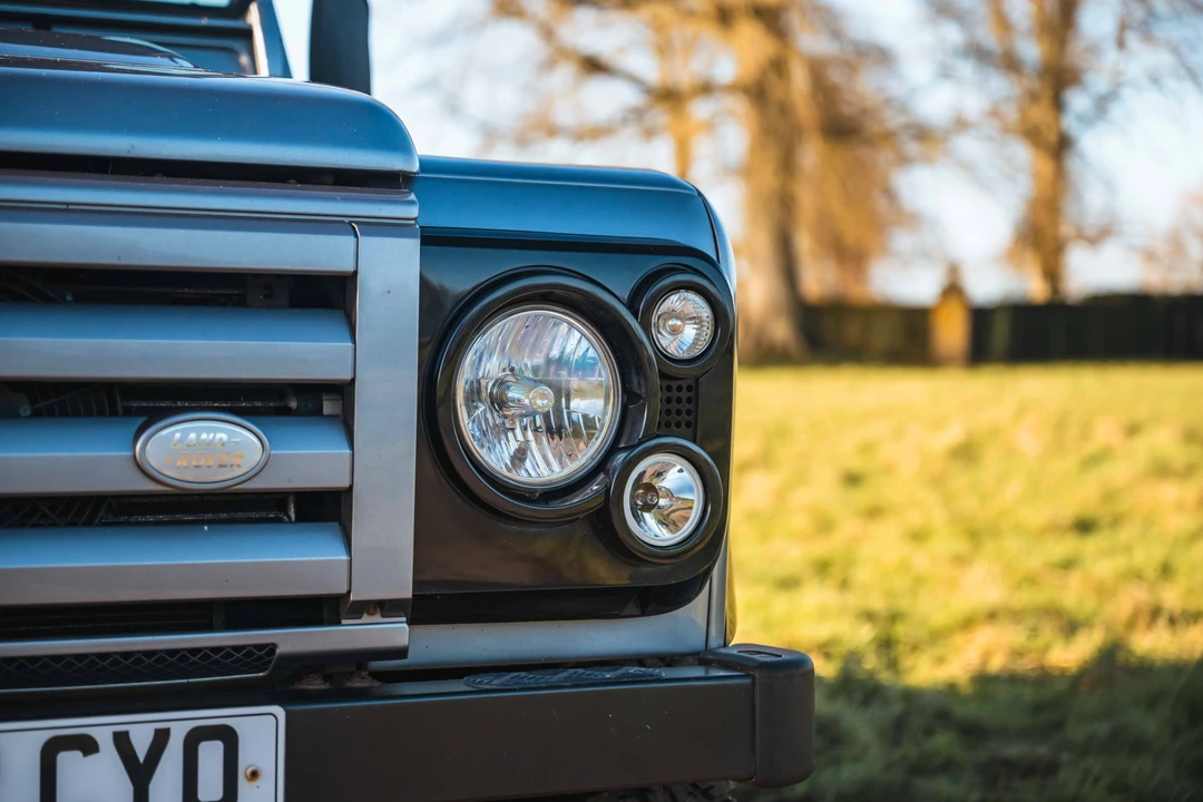 2012 Land Rover Defender 90 - Image 12 of 31