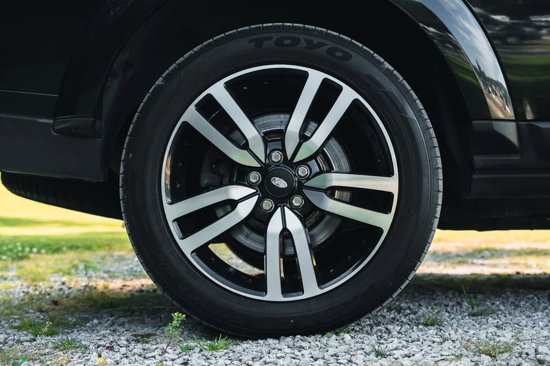 2012 Land Rover Discovery 4th Gen - Image 26 of 31