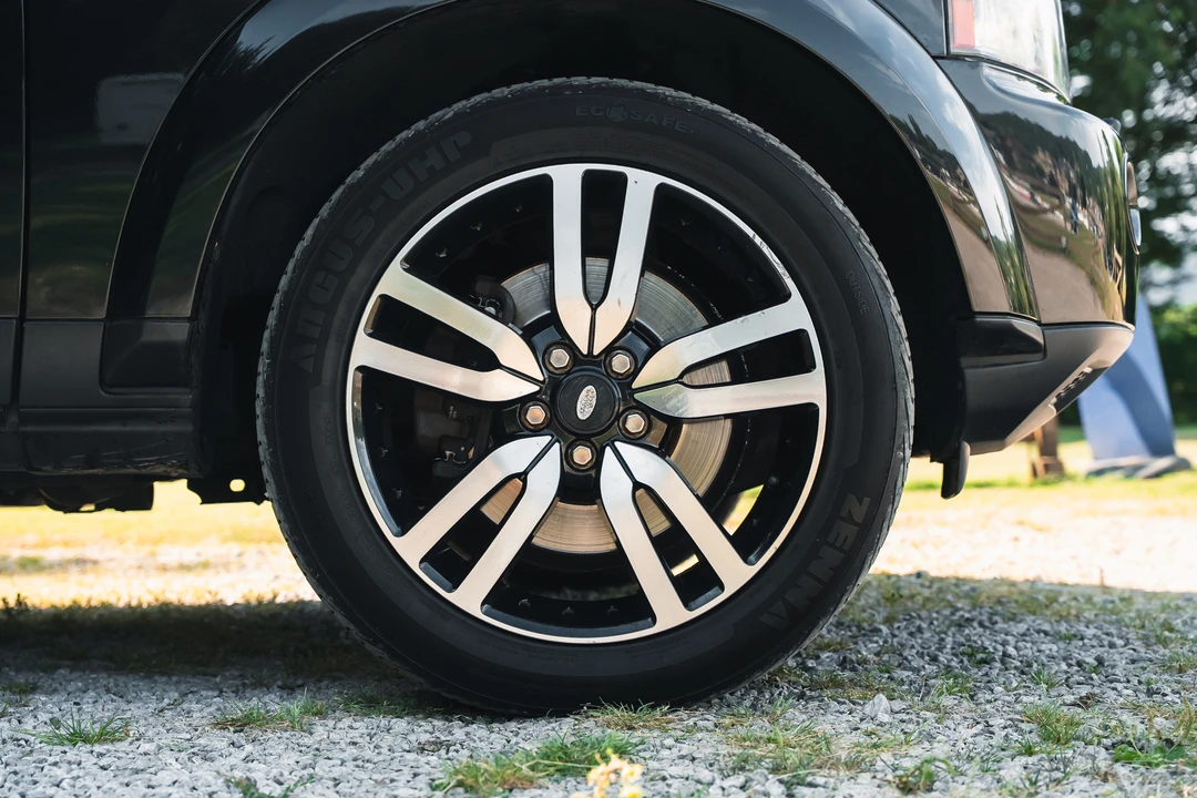 2012 Land Rover Discovery 4th Gen - Image 27 of 31