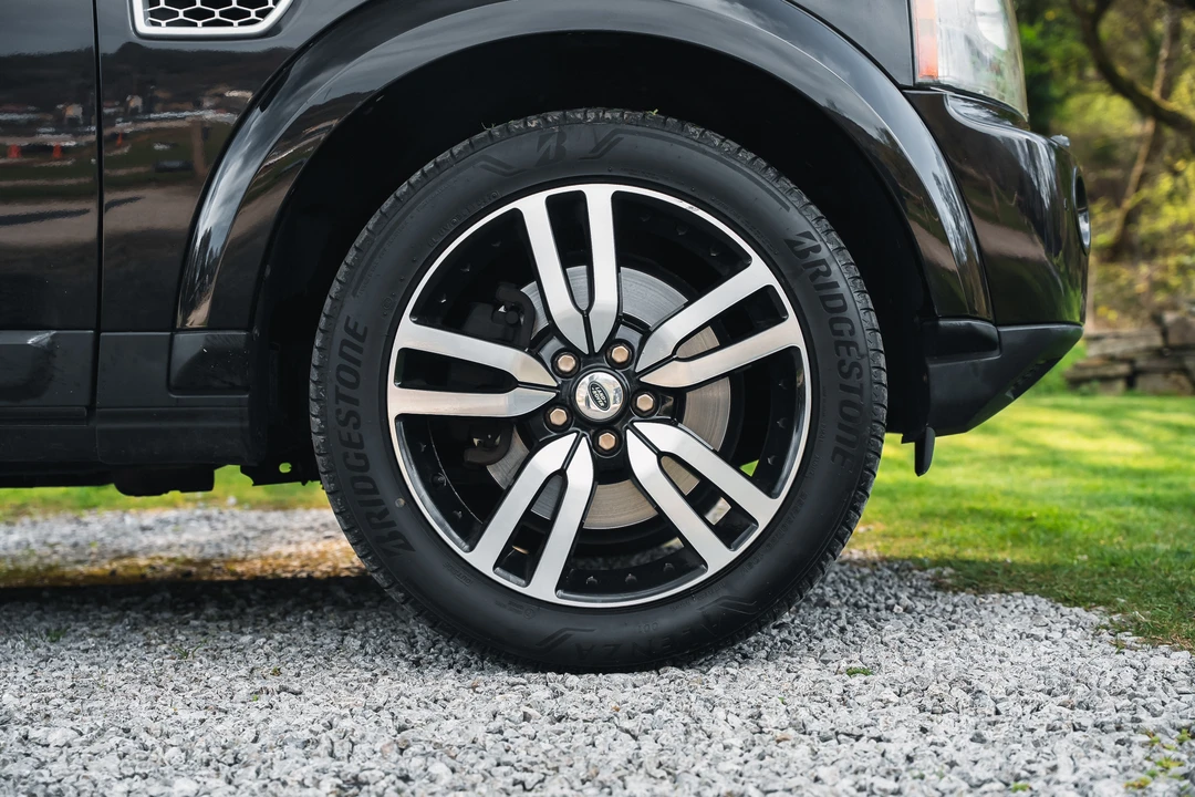 2012 Land Rover Discovery 4th Gen - Image 28 of 31