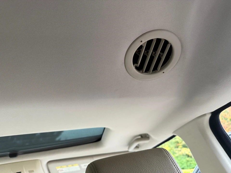 2012 Land Rover Discovery 4th Gen - Image 28 of 30