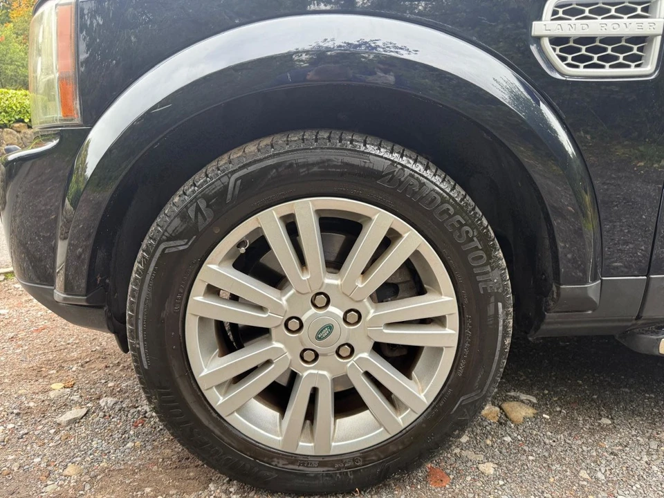 2012 Land Rover Discovery 4th Gen - Image 11 of 30