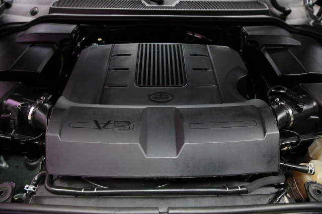 2012 Land Rover Discovery 4th Gen - Image 7 of 21
