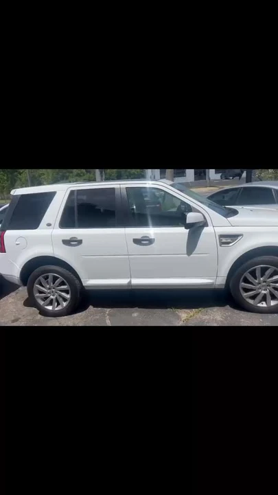 2012 Land Rover Freelander - Image 10 of 10
