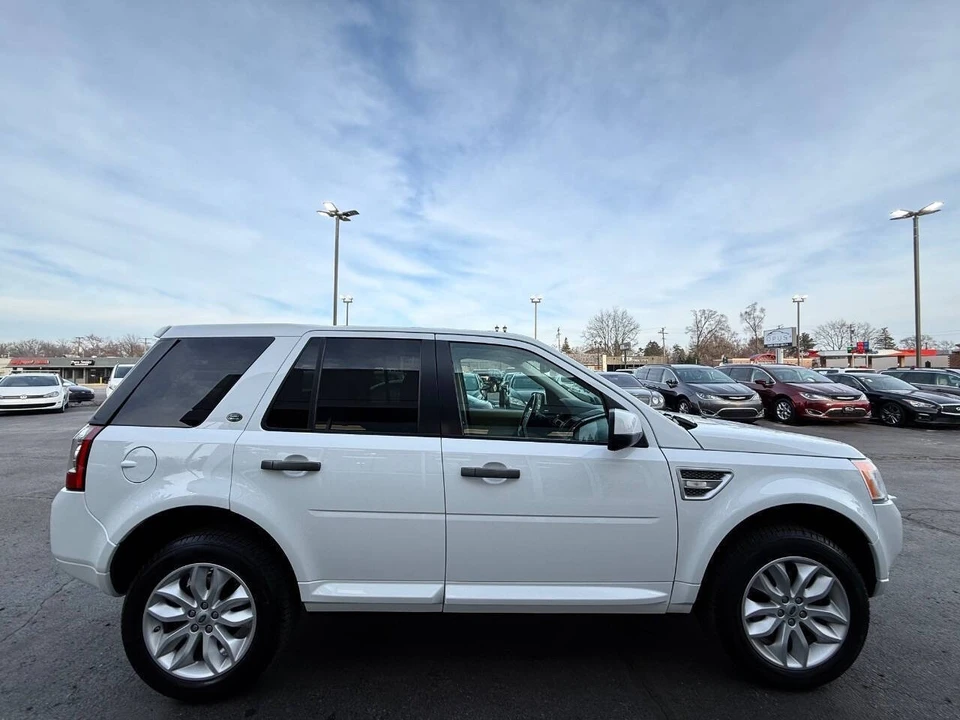 2012 Land Rover Freelander - Image 6 of 21
