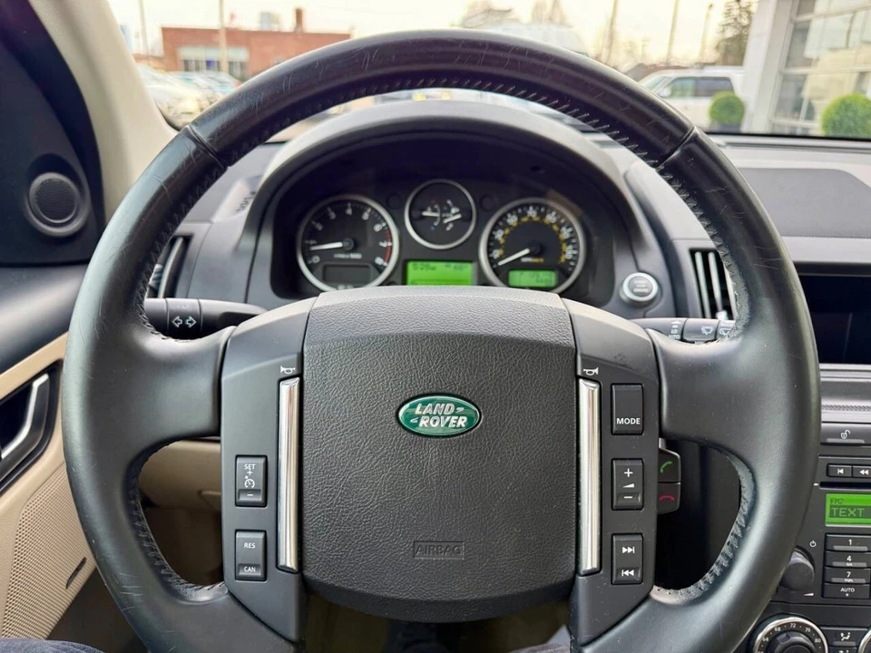 2012 Land Rover Freelander - Image 18 of 21