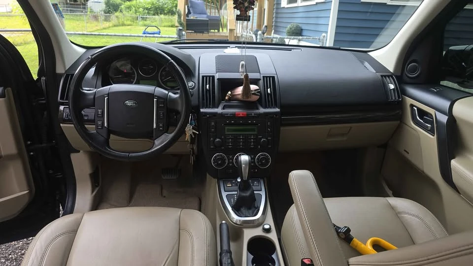 2012 Land Rover Freelander - Image 14 of 16