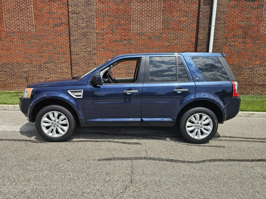 2012 Land Rover Freelander - Image 2 of 13