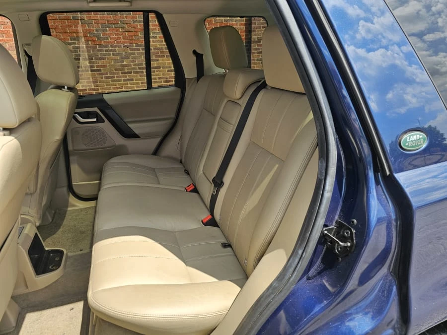 2012 Land Rover Freelander - Image 6 of 13