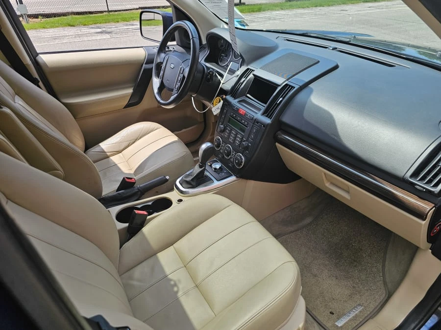 2012 Land Rover Freelander - Image 7 of 13