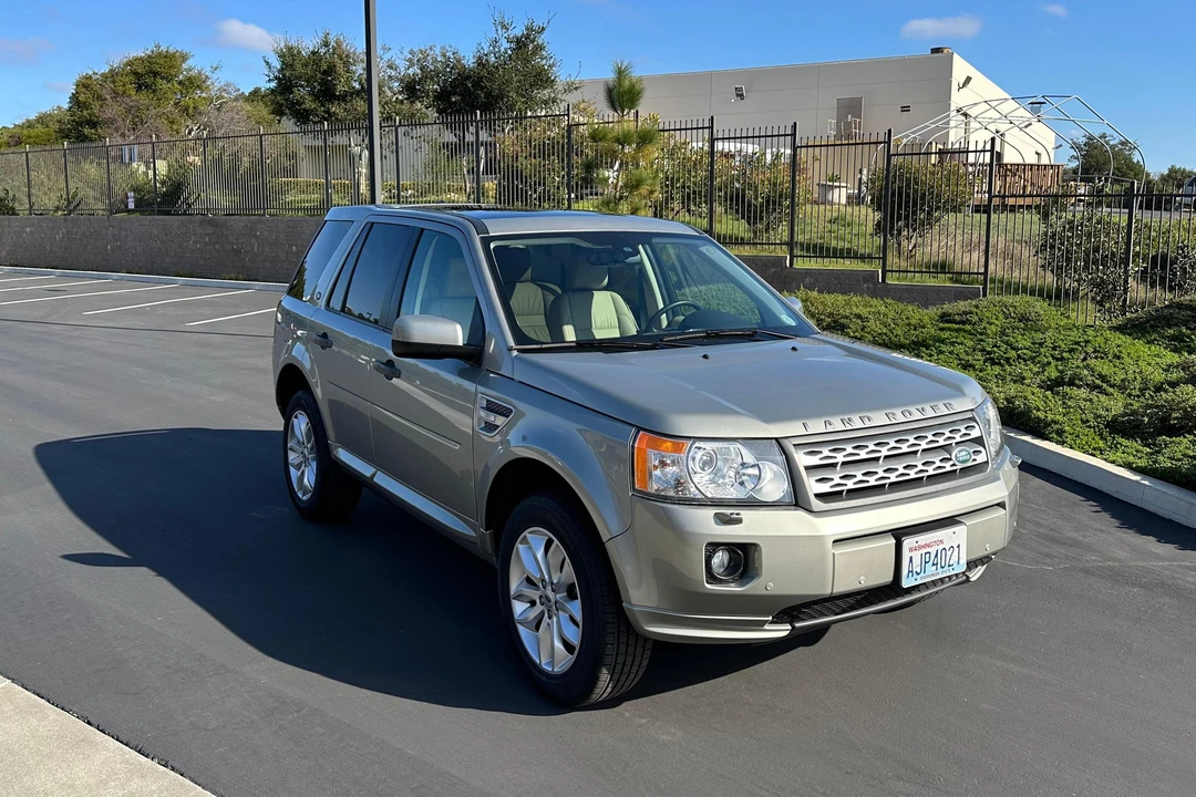 2012 Land Rover Freelander - Image 13 of 31