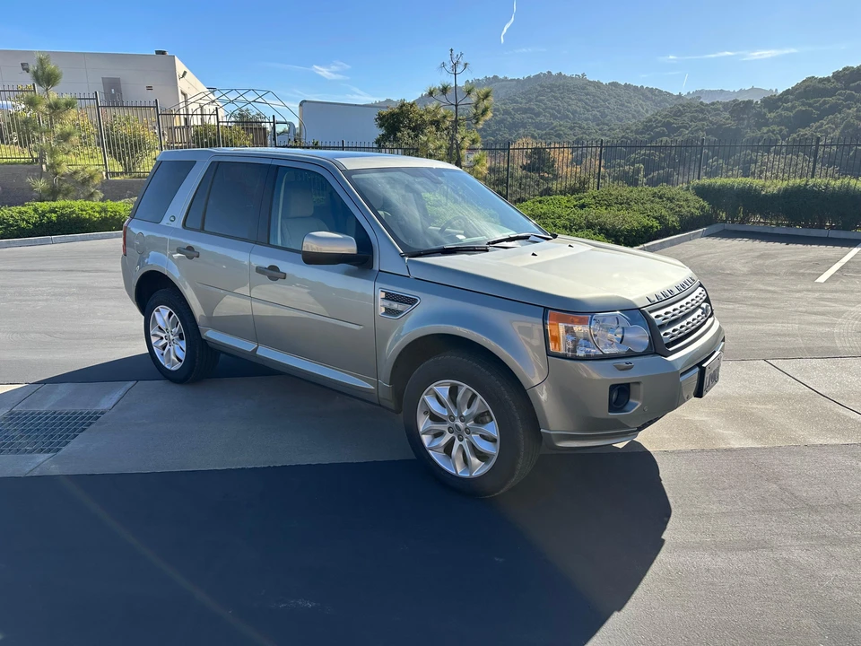 2012 Land Rover Freelander - Image 12 of 31