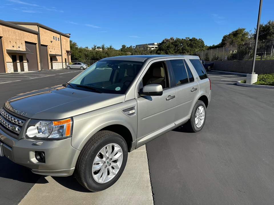 2012 Land Rover Freelander - Image 8 of 31