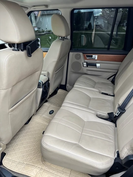2012 Land Rover Discovery 4th Gen - Image 9 of 10