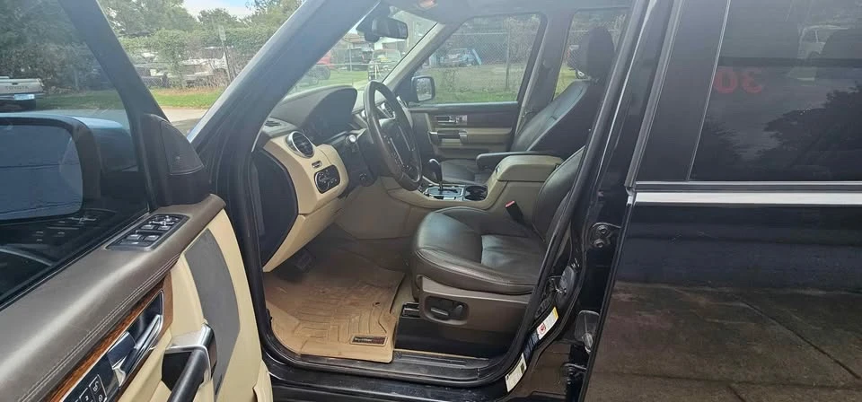 2012 Land Rover Discovery 4th Gen - Image 8 of 15