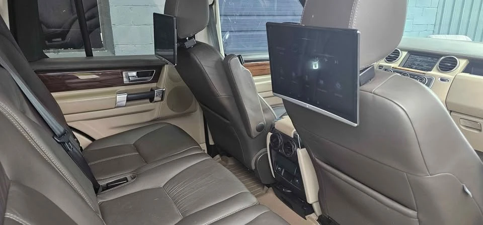 2012 Land Rover Discovery 4th Gen - Image 13 of 15