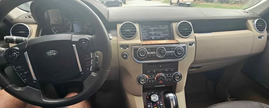 2012 Land Rover Discovery 4th Gen - Image 5 of 15